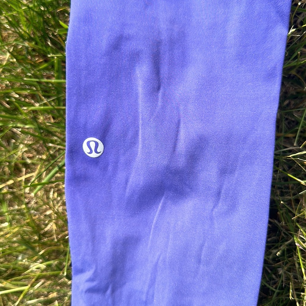PURPLE LULU-LEMON LEGGINGS